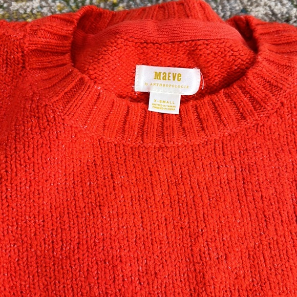 Red sweater - Picture 3 of 3